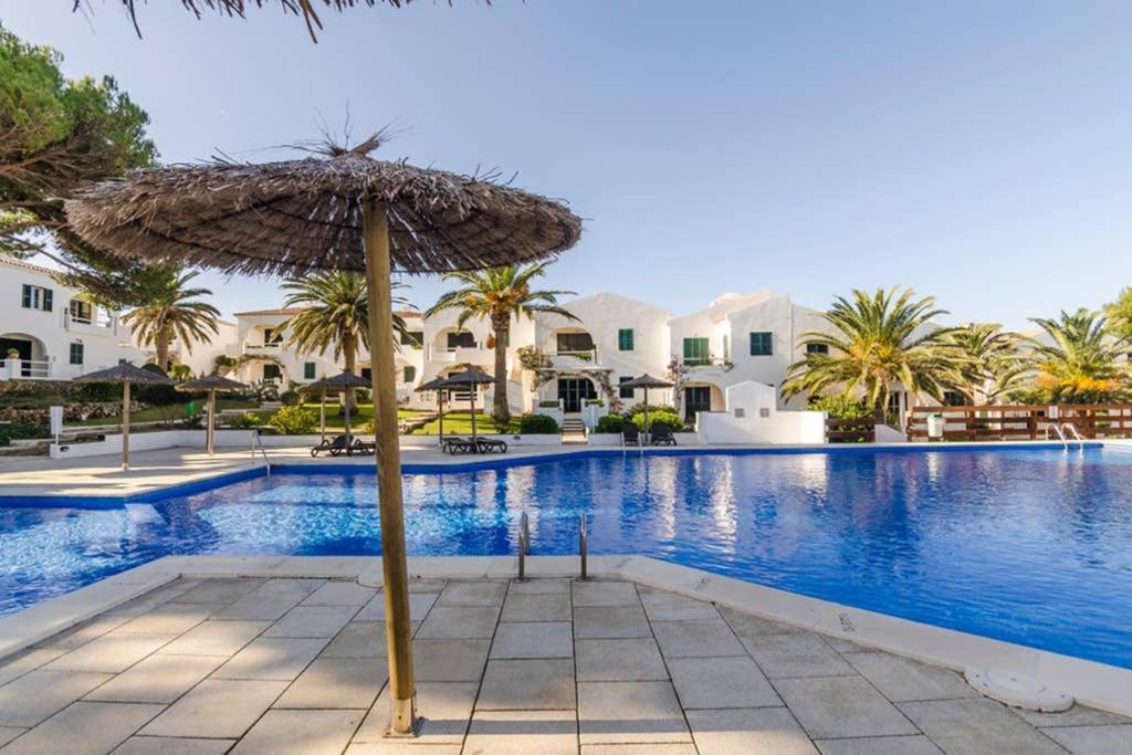 Happy Menorca Apartamento Duplex ,Piscina,Aire Acondicionado,Wiffi Port d'Addaia Exteriör bild