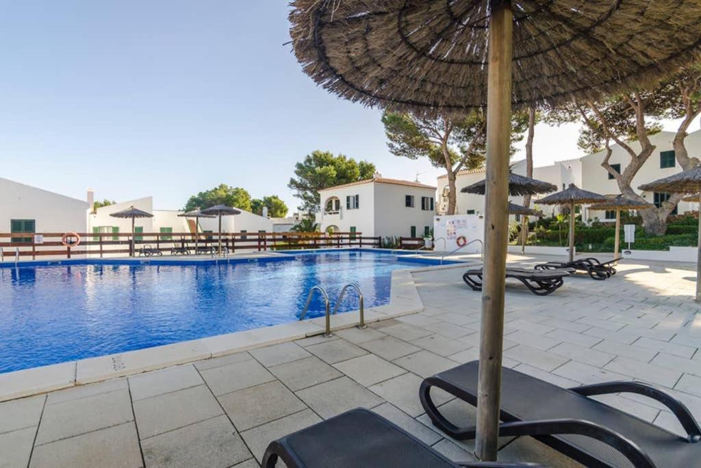 Happy Menorca Apartamento Duplex ,Piscina,Aire Acondicionado,Wiffi Port d'Addaia Exteriör bild